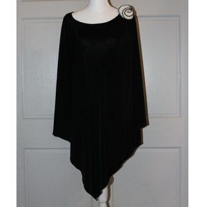 Soft Black Poncho with Flower (4X)